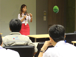 กล่าวต้อนรับพร้อมแนะนำวิทยากร และกิจกรรมการฝึกอบรม