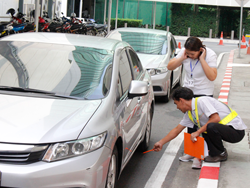การตรวจสอบความปลอดภัยบริเวณโดยรอบตัวรถก่อนการขับรถ Walk Around