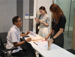 ลงทะเบียนรับเอกสารประกอบการฝึกอบรม