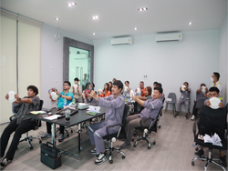 เทคนิคการขับรถในสถานการณ์ฉุกเฉิน