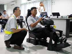 ฝึก และทดสอบปฏิกิริยาการตอบสนองในสถานการณ์ฉุกเฉินด้วยเครื่อง Driving Simulator