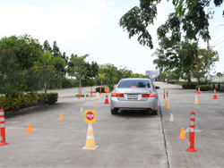 ฝึก และประเมินทักษะการขับรถในสถานีจำลองสถานการณ์ Station Skill Practice
