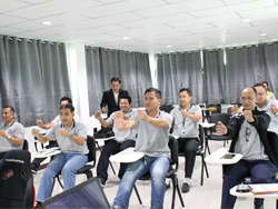 เทคนิคการขับรถเชิงป้องกันอุบัติเหตุ Defensive Driving technique โดยอาจารย์อภิรัติ  คำสายพรม