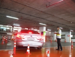 ฝึก และทดสอบทักษะการขับรถเชิงสถานการณ์