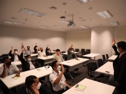กล่าวต้อนรับพร้อมกระตุ้นการเรียนรู้ก่อนการฝึกอบรม