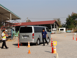 ฝึก และทดสอบทักษะการขับรถเชิงสถานการณ์ในสถานีจำลอง