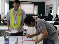 ลงทะเบียนรับเอกสารประกอบการฝึกอบรม