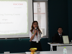 กล่าวต้อนรับพร้อมแนะนำวิทยากร และกิจกรรมฝึกอบรม