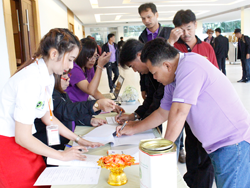 ลงทะเบียนรับเอกสารประกอบการฝึกอบรม