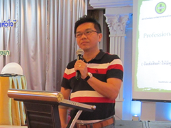 ผู้บริหารกล่าวต้อนรับ  พร้อมให้โอวาทก่อนเริ่มการฝึกอบรม