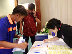 ลงทะเบียนรับเอกสารประกอบการฝึกอบรม