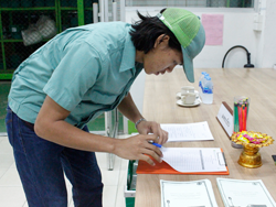 ลงทะเบียนรับเอกสารประกอบการฝึกอบรม
