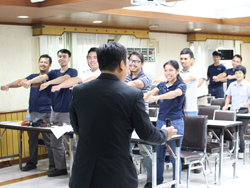 เทคนิคการขับขี่รถจักรยานยนต์เชิงป้องกันอุบัติเหตุ Defensive Driving Technique โดยอาจารย์อภิรัติ  คำสายพรม