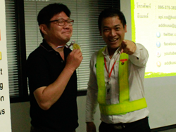 ให้รางวัลกับผู้ที่ร่วมตอบคำถามสูงสุด