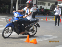 ทดสอบทักษะการขับรถแบบ Slalom