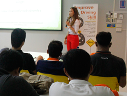 กล่าวต้อนรับพร้อมแนะนำวิทยากร และกิจกรรมฝึกอบรม