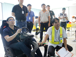 ฝึก และทดสอบปฏิกิริยาการตอบสนองในสถานการณ์ฉุกเฉินด้วยเครื่อง Driving Simulator