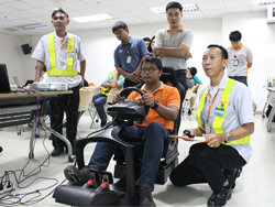 ฝึก และทดสอบปฏิกิริยาการตอบสนองในสถานการณ์ฉุกเฉินด้วยเครื่อง Driving Simulator