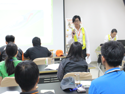 เทคนิคการนำรถเข้าจอดอย่างปลอดภัย Parking Technique โดยอาจารย์พาขวัญ  พลายเพ็ชร