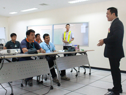 เทคนิคการขับขี่รถจักรยานยนต์อย่างปลอดภัย Safety Riding Technique โดยอาจารย์อภิรัติ  คำสายพรม
