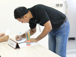 ลงทะเบียนรับเอกสารประกอบการฝึกอบรม
