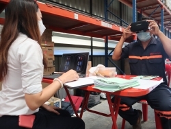 ตรวจประเมินประสิทธิภาพการมองเห็น Vision Screening