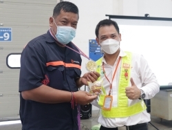 ให้รางวัลกับผู้ที่ทำคะแนนได้สูงสุดในแต่ละกิจกรรม		