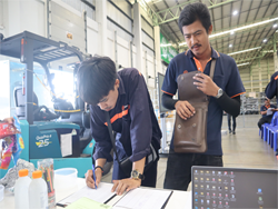 ลงทะเบียนรับเอกสารประกอบการฝึกอบรม