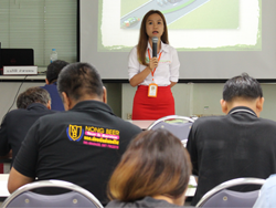 กล่าวต้อนรับพร้อมแนะนำวิทยากร สถานที่ และหลักปฏิบัติความปลอดภัย และกิจกรรมฝึกอบรม