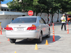 ฝึก และทดสอบทักษะการขับรถเชิงสถานการณ์
