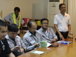 ผู้บริหารกล่าวขอบคุณวิทยากร และทีมงาน พร้อมปิดการฝึกอบรม