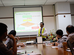 การบริหารจัดการความปลอดภัยสำหรับหน่วยงานฝึกอบรม โดยอาจารย์อภิรัติ  คำสายพรม