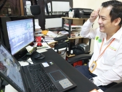 กล่าวต้อนรับพร้อมแนะนำวิธีการฝึกอบรมแบบ Live Training