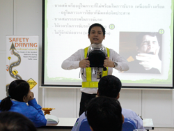 การสวมใส่หมวกกันน๊อคนิรภัยที่ถูกต้อง และปลอดภัย