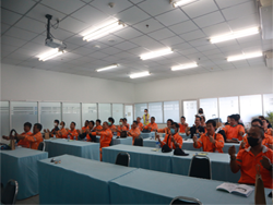 เทคนิคการขับ และการรับมือกับสถานการณ์ฉุกเฉิน