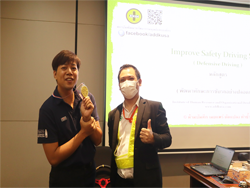 ให้รางวัลกับผู้ที่สามารถทำคะแนนสูงสุดในแต่ละกิจกรรม