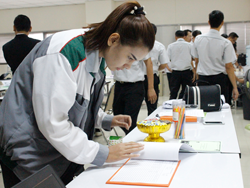 ลงทะเบียนรับเอกสารประกอบการฝึกอบรม