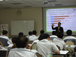 กฎหมายจราจรทางบกเพื่อความปลอดภัย โดยอาจารย์อภิรัติ  คำสายพรม