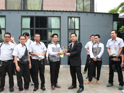 ให้รางวัลกับกลุ่มที่สามารถทำคะแนนได้สูงสุด