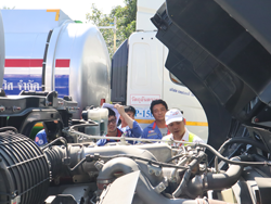 การตรวจสอบระบบของเหลวภายในรถบรรทุก