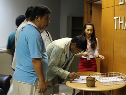 ลงทะเบียนรับเอกสารประกอบการฝึกอบรม
