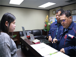 ลงทะเบียนรับเอกสารประกอบการฝึกอบรม