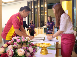 ลงทะเบียนรับเอกสารประกอบการฝึกอบรม