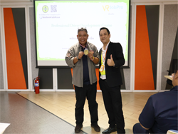 ให้รางวัลกับผู้ที่สามารถทำคะแนนสูงสุดในแต่ละกิจกรรม