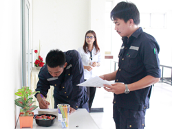 ลงทะเบียนรับเอกสารประกอบการฝึกอบรม