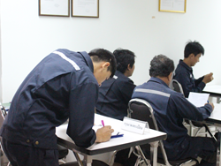 ลงทะเบียนรับเอกสารประกอบการฝึกอบรม