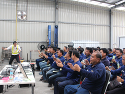 เทคนิคการบังคับควบคุมยานพาหนะ และการรับมือกับสถานการณ์ฉุกเฉิน Steering Control and Emergency Response