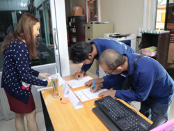 ลงทะเบียนรับเอกสารประกอบการฝึกอบรม