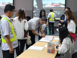 ลงทะเบียนรับเอกสารประกอบการฝึกอบรม