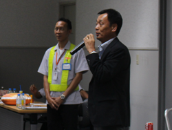 ผู้บริหารกล่าวขอบคุณวิทยากร และกล่าวปิดการฝึกอบรม